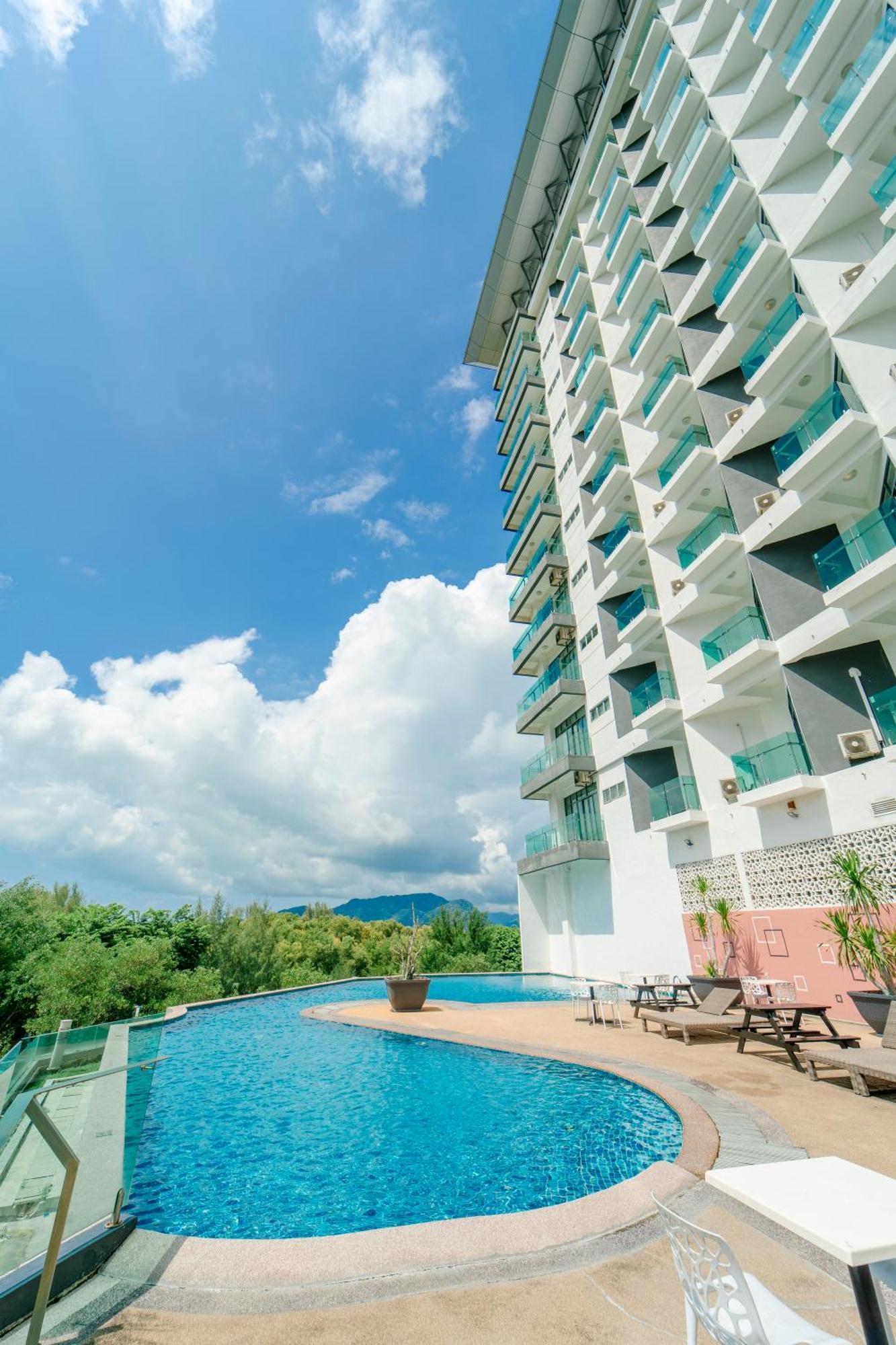 Adya Hotel Langkawi Kuah Exterior foto