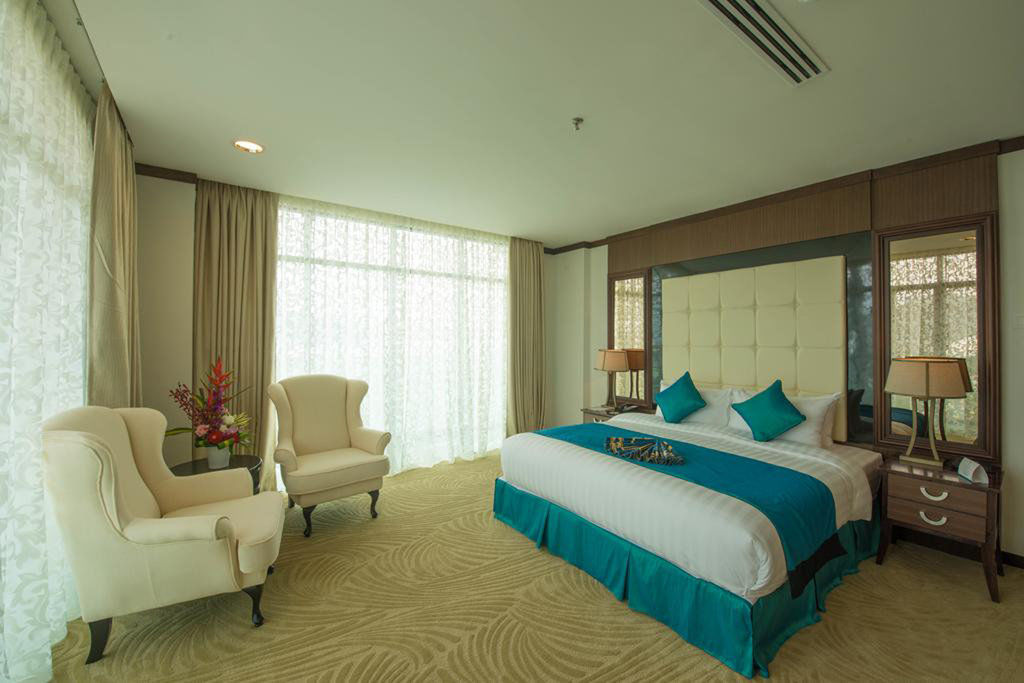 Adya Hotel Langkawi Kuah Exterior foto